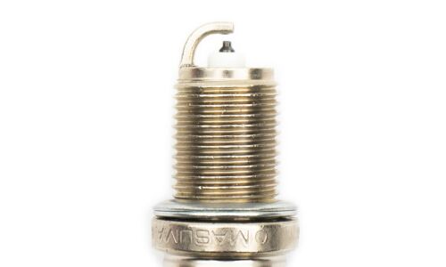 Свеча зажигания Masuma Double Platinum PFR7S8EG с платиновым электродом, арт. S400DP