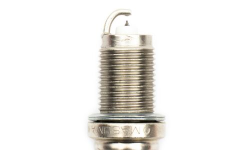 Свеча зажигания Masuma Iridium+Platinum IZFR6K11 с иридиевым электродом, арт. S500IP