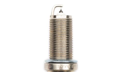 Свеча зажигания Masuma Iridium+Platinum PLFER7A8EG с иридиевым электродом, арт. S519IP