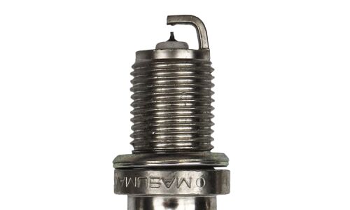 Свеча зажигания Masuma Laser Iridium IFR5J-11 с иридиевым электродом, арт. S533IP