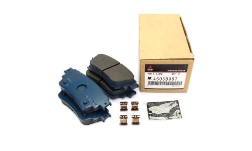 Колодки тормозные дисковые Mitsubishi, задние, комплект на ось (4 шт), арт. 4605B987